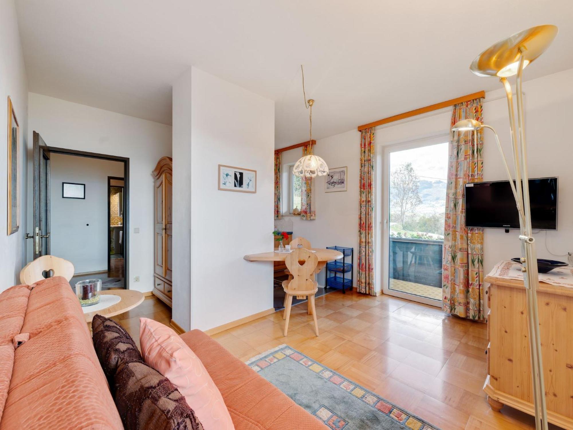Cozy Apartment In Afritz Am See Near Gerlitzen Ski Area מראה חיצוני תמונה