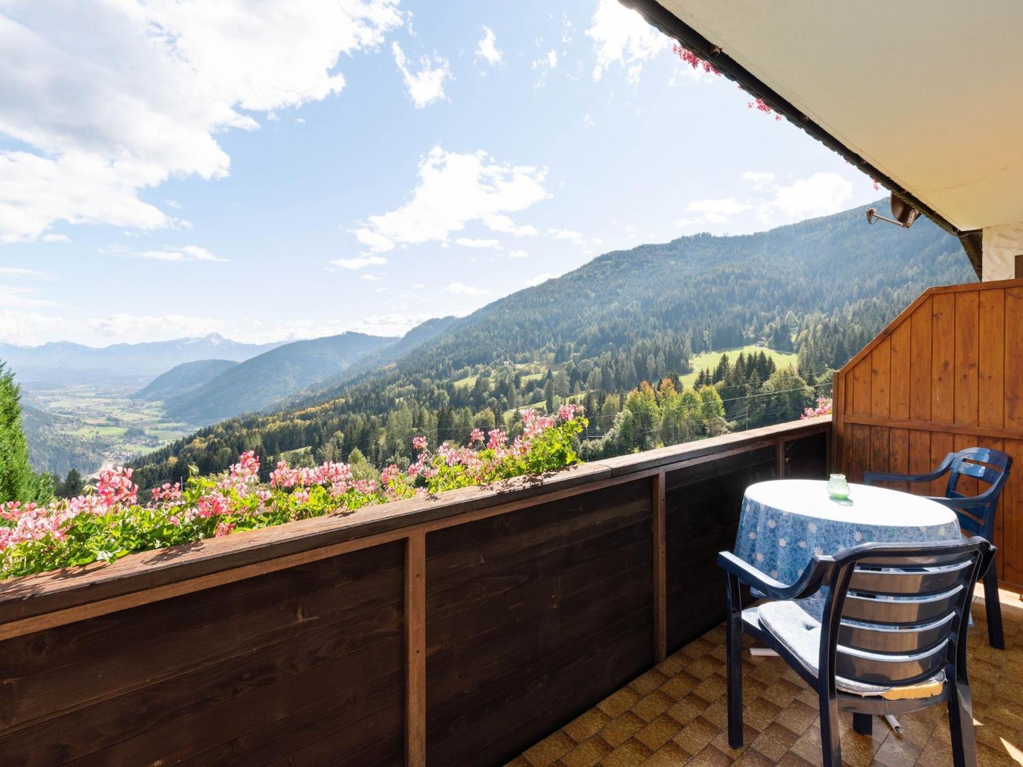 Cozy Apartment In Afritz Am See Near Gerlitzen Ski Area מראה חיצוני תמונה
