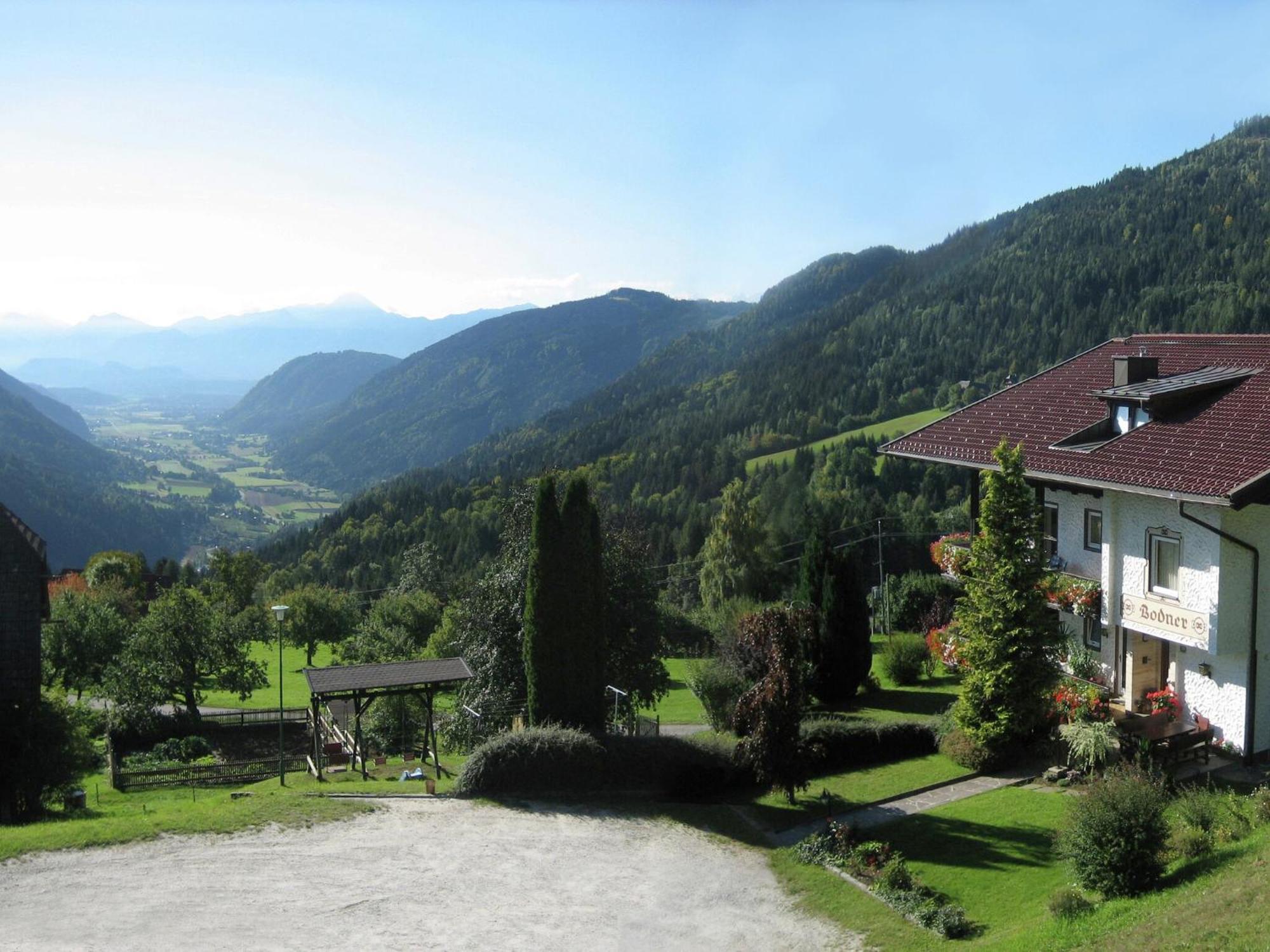 Cozy Apartment In Afritz Am See Near Gerlitzen Ski Area מראה חיצוני תמונה